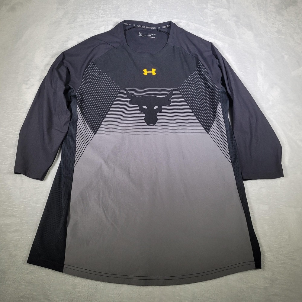 Under Armour Project Rock Shirt Mens XL Gray Black HeatGear Chase Greatness Logo